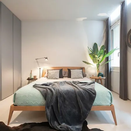 Officine Cavour Piazza Cavour *