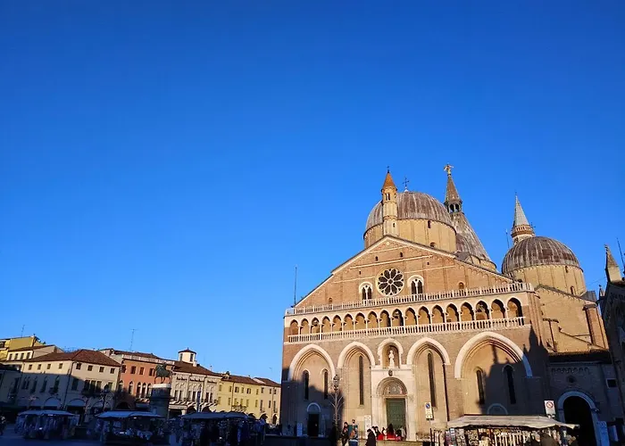 Officine Cavour Piazza Cavour