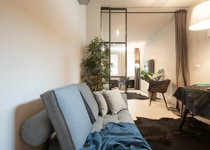 Officine Cavour Piazza Cavour