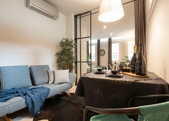 Officine Cavour Piazza Cavour Apartament